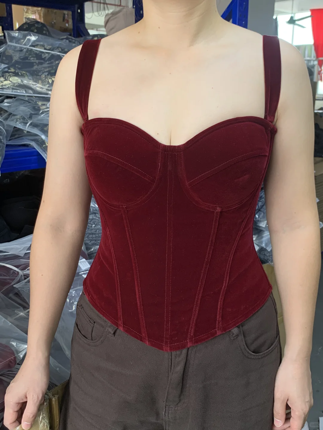 你们要的微胖平胸女生上身图来啦‼️