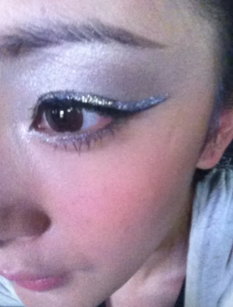 像不像杨幂？不像删了