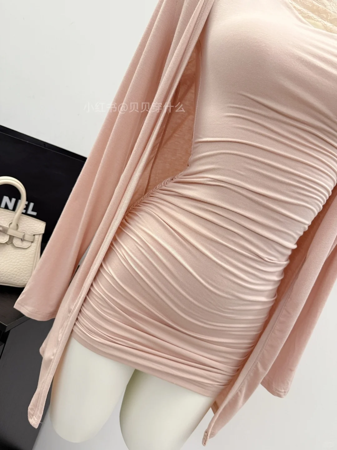 韩女蕾丝包臀裙🫶🏻开衫两件套～