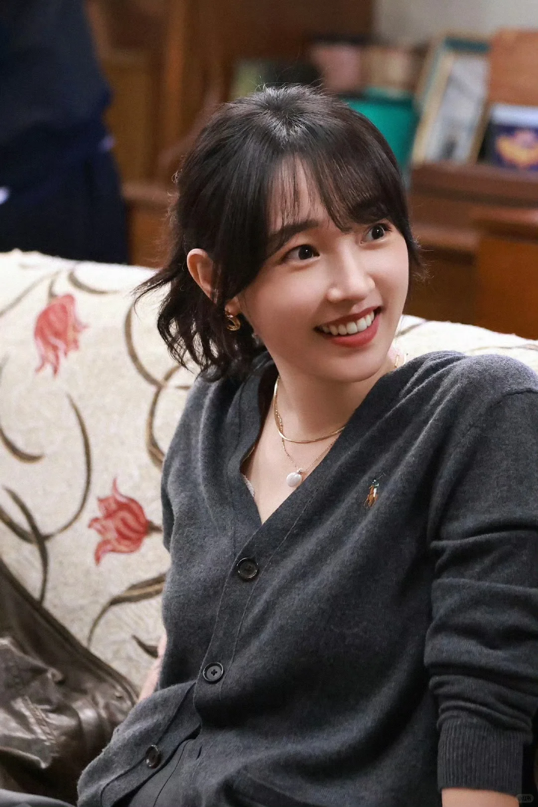 青岛青春活力干练风女明星——白百合