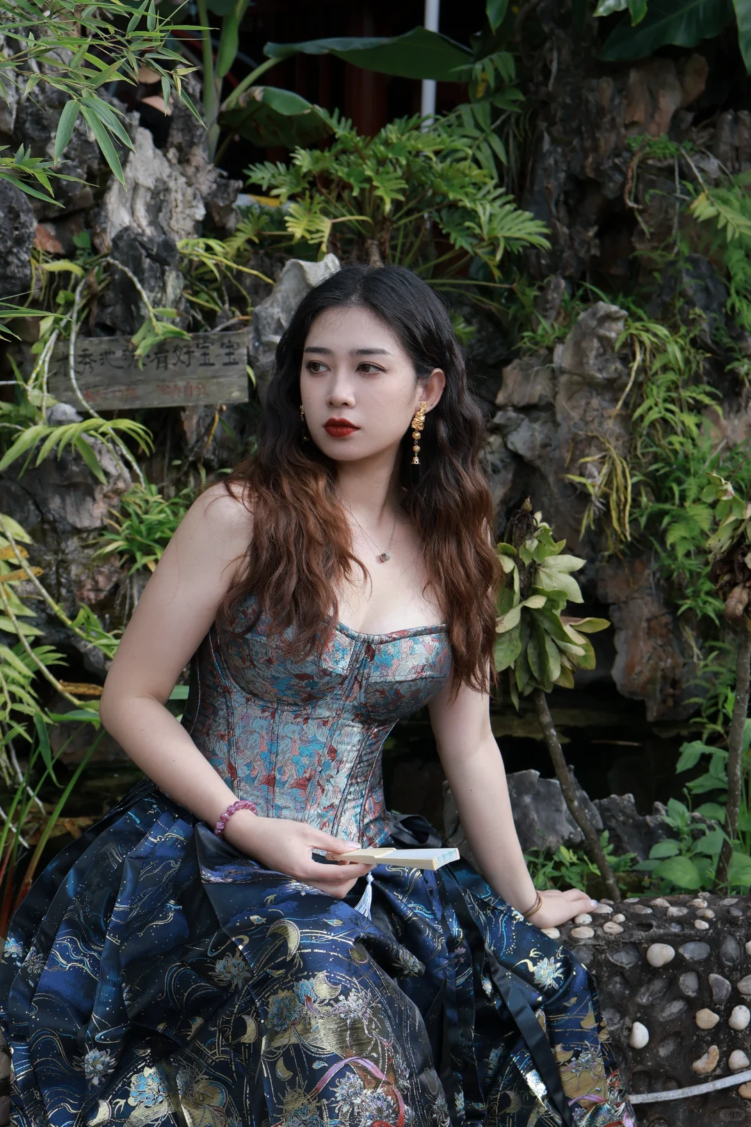 鱼骨胸衣搭马面终于也让我穿上了