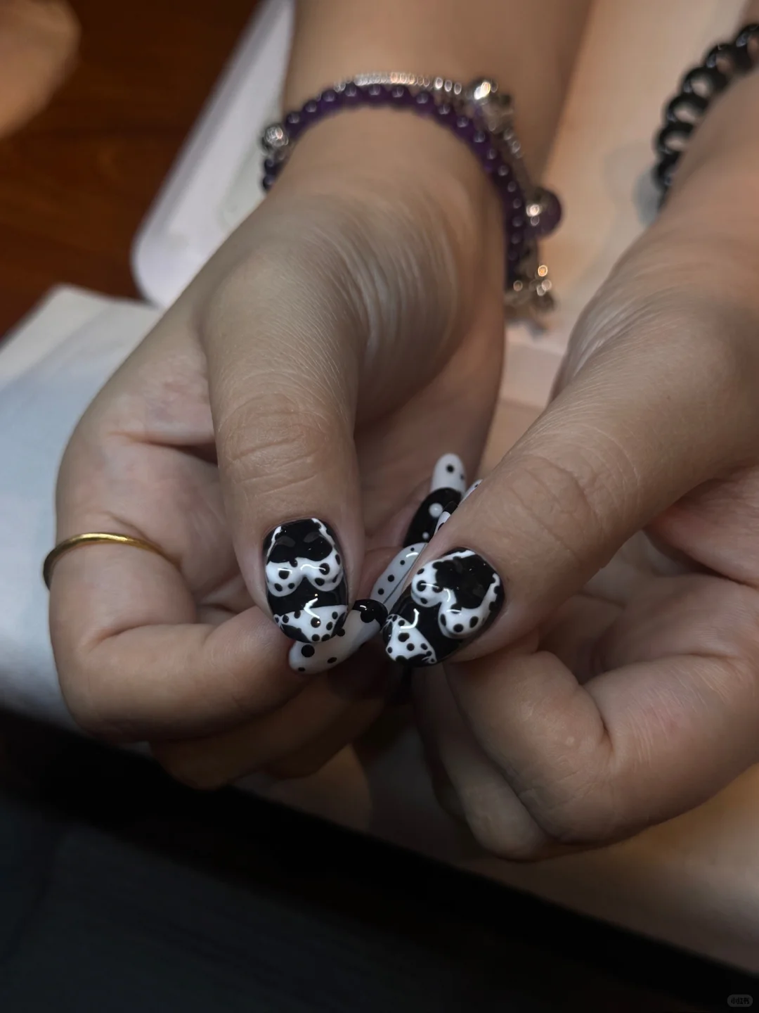 黑白波点搭配比基尼👙