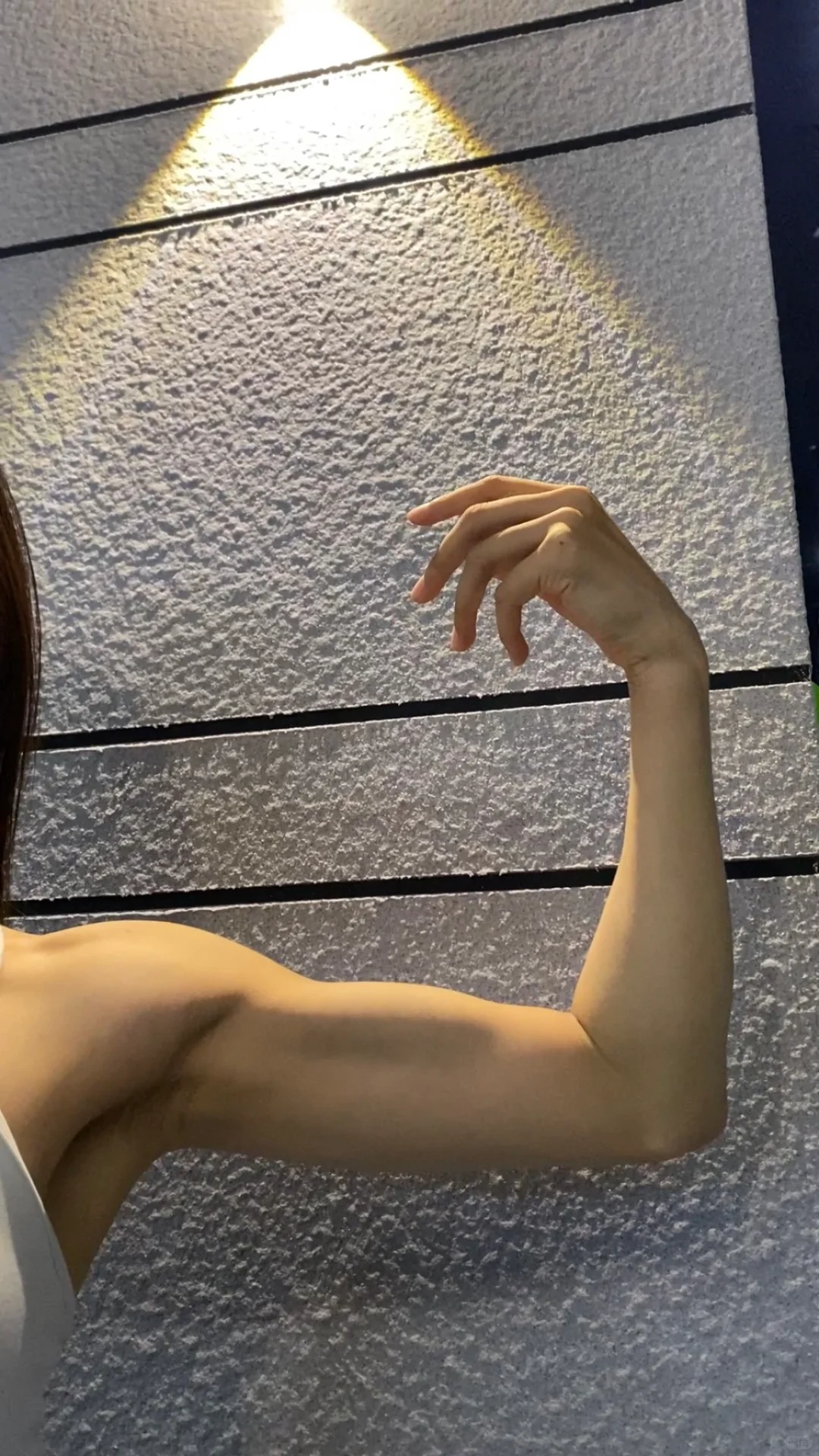 你一句不喜欢肌肉女，我练的更勤了只想斩女