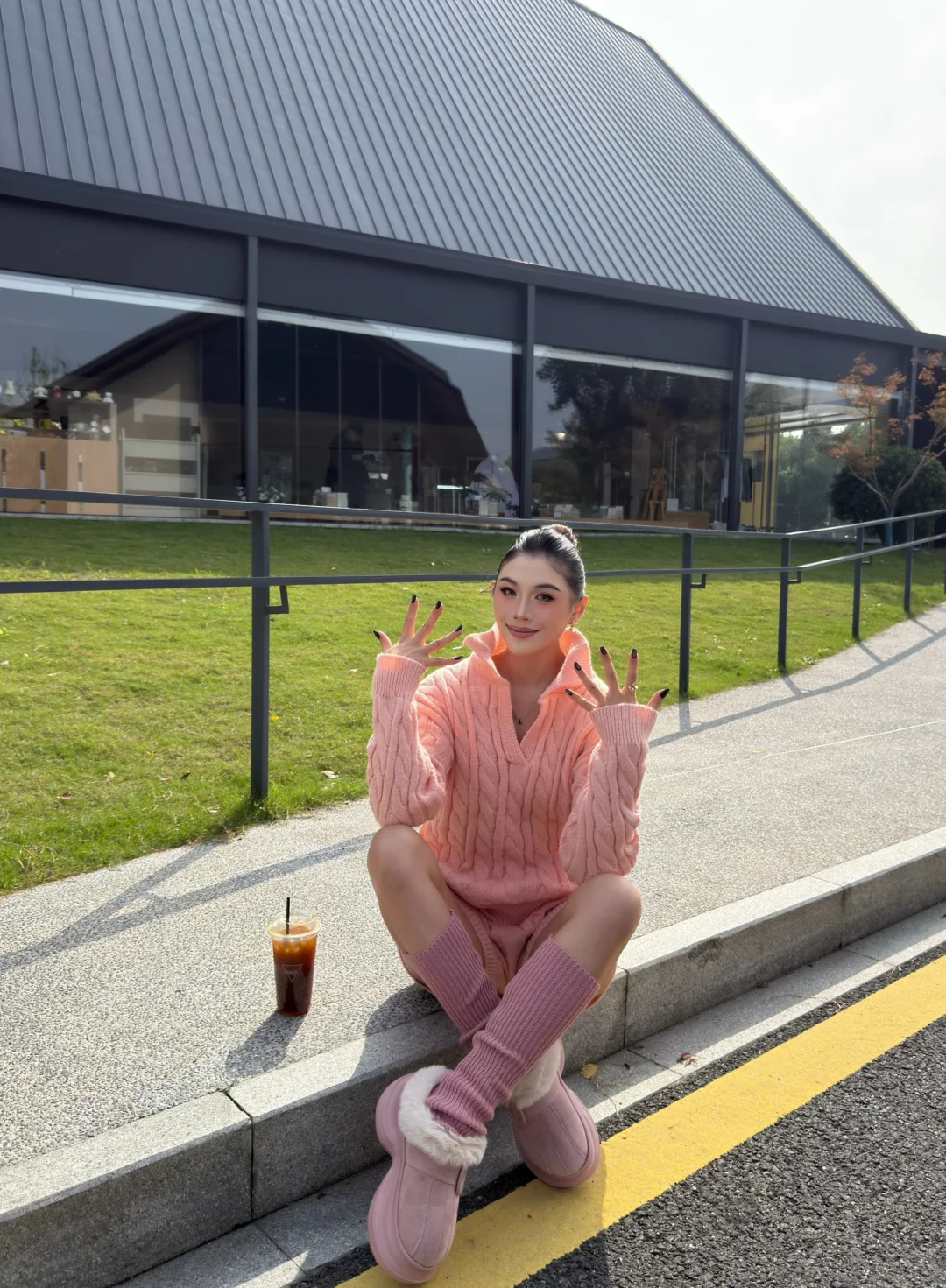 灵感穿搭｜秋冬来点粉色💗