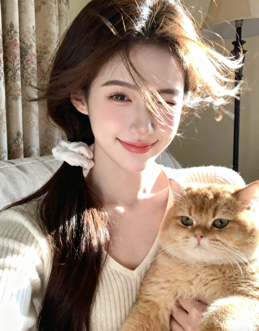 谁能拒绝会陪我晒太阳的橘猫呢✨