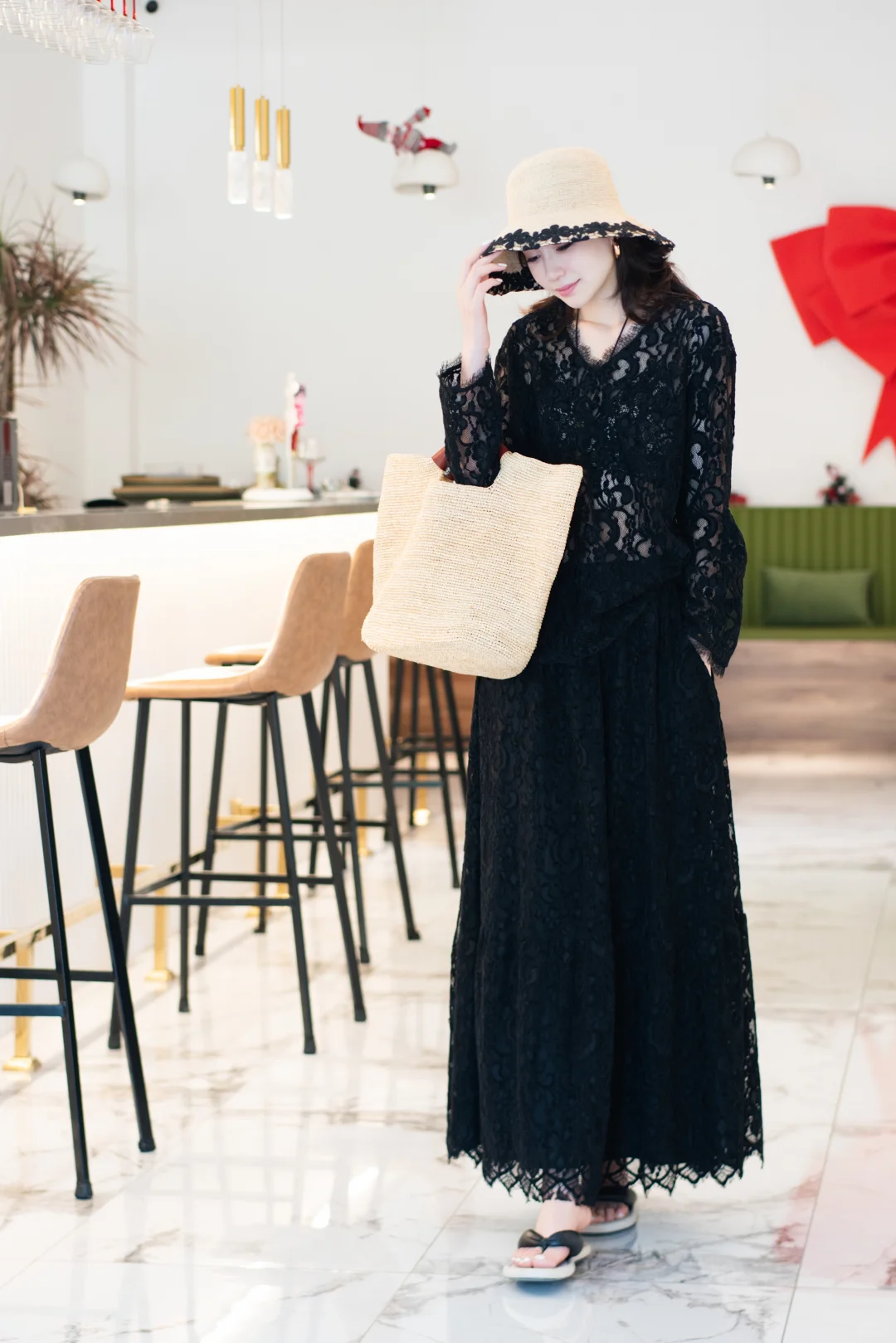 蕾丝哲学丨温柔，但有力量