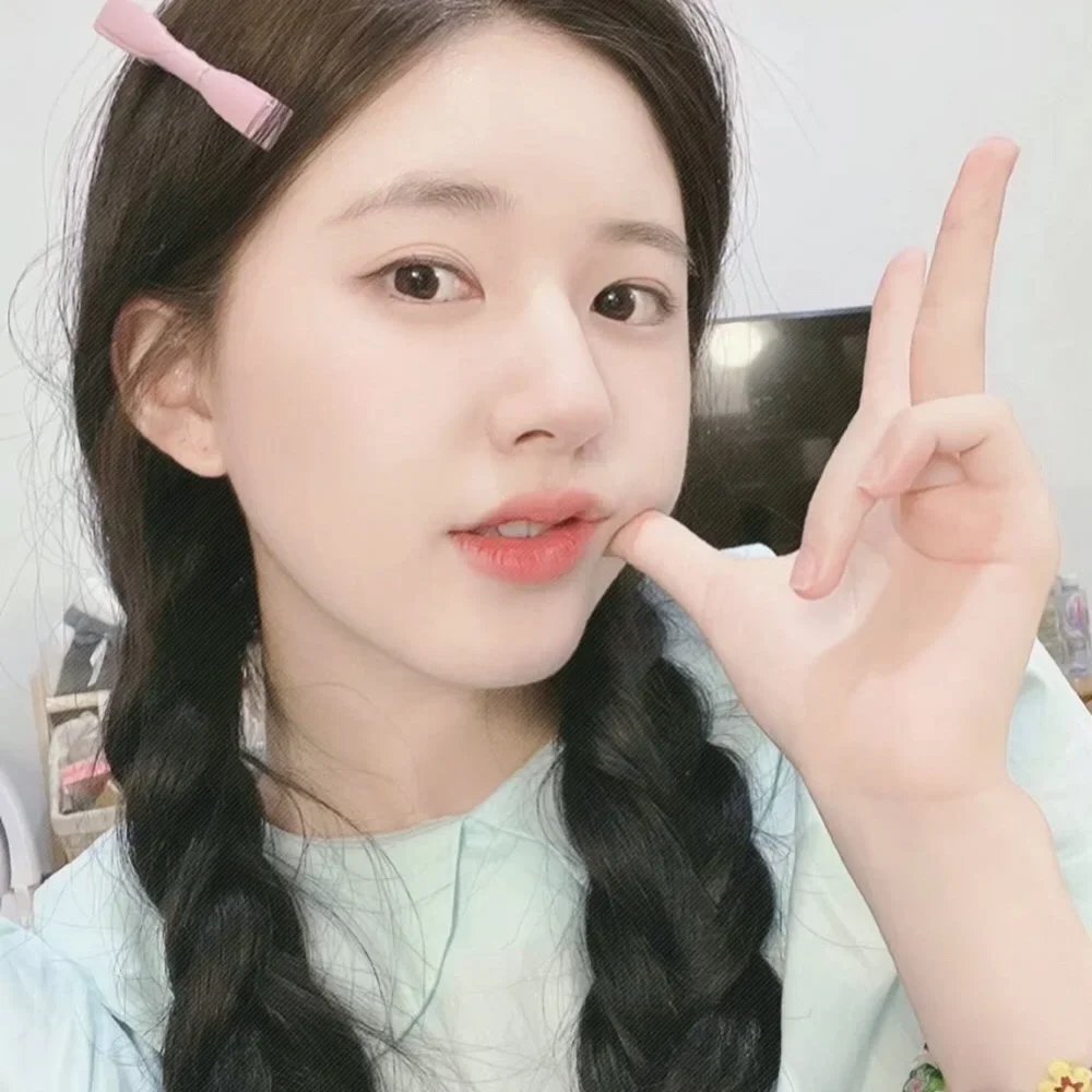 WeChat / 甜妹赵露思头像