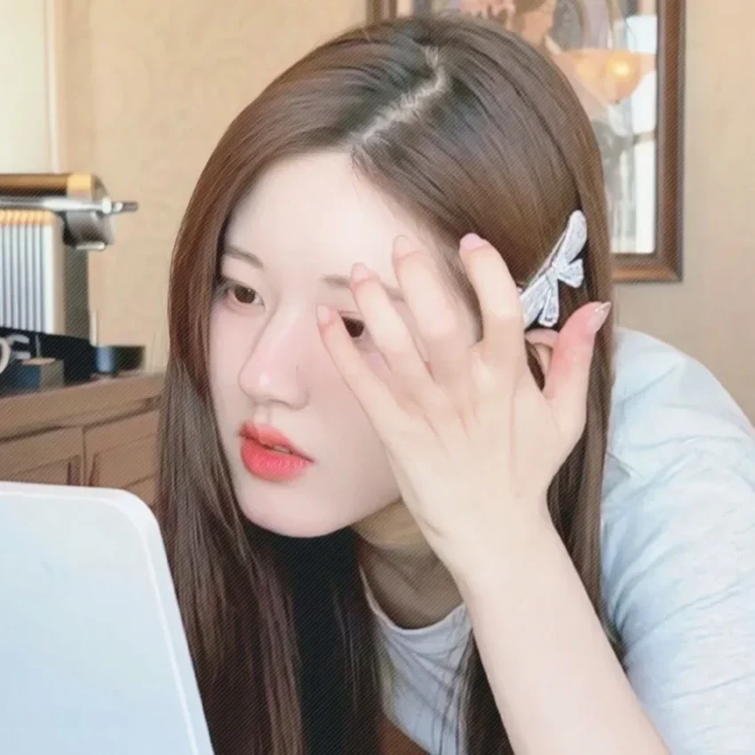 WeChat / 甜妹赵露思头像