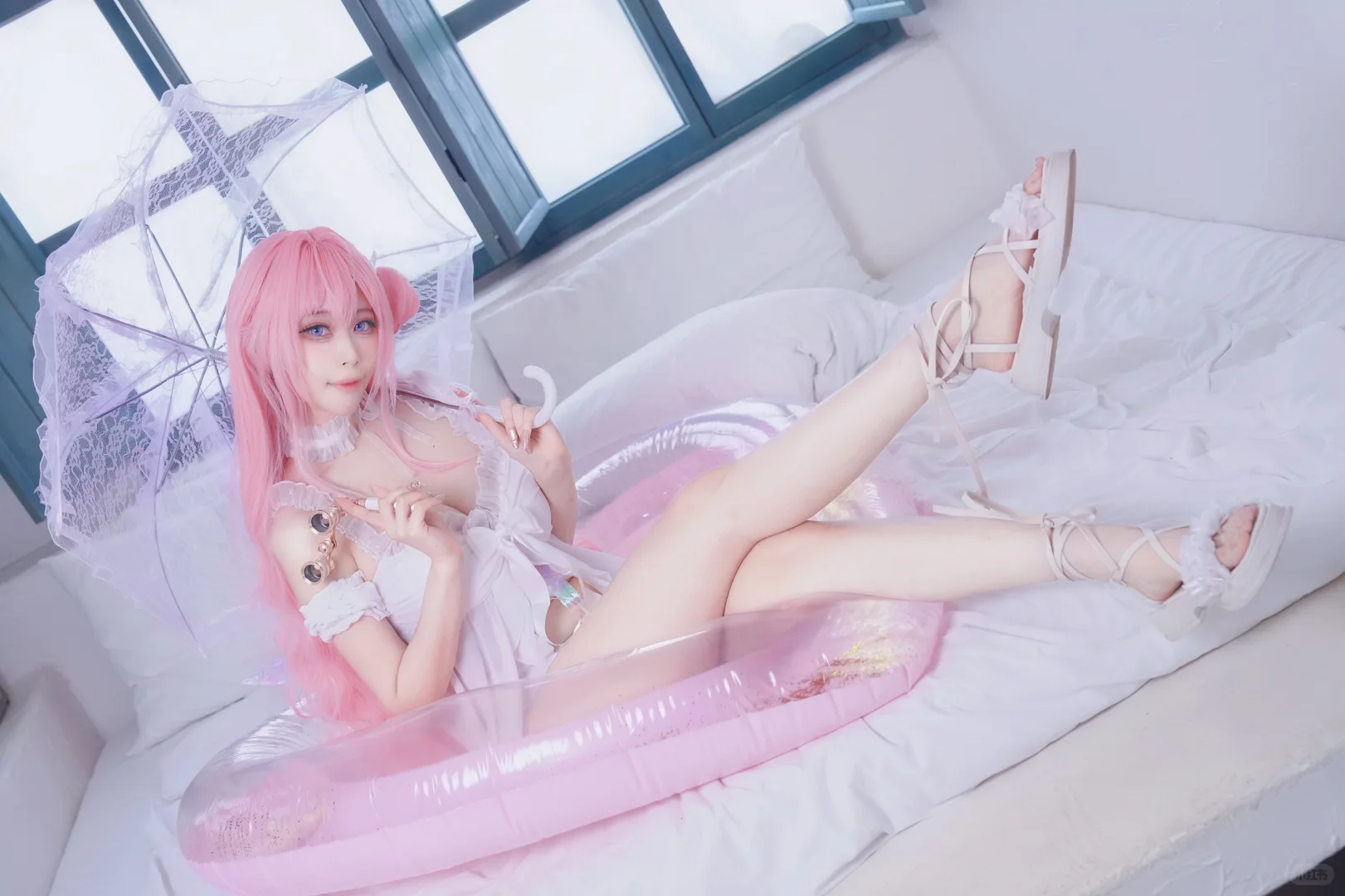 Ai合成痕迹有点重