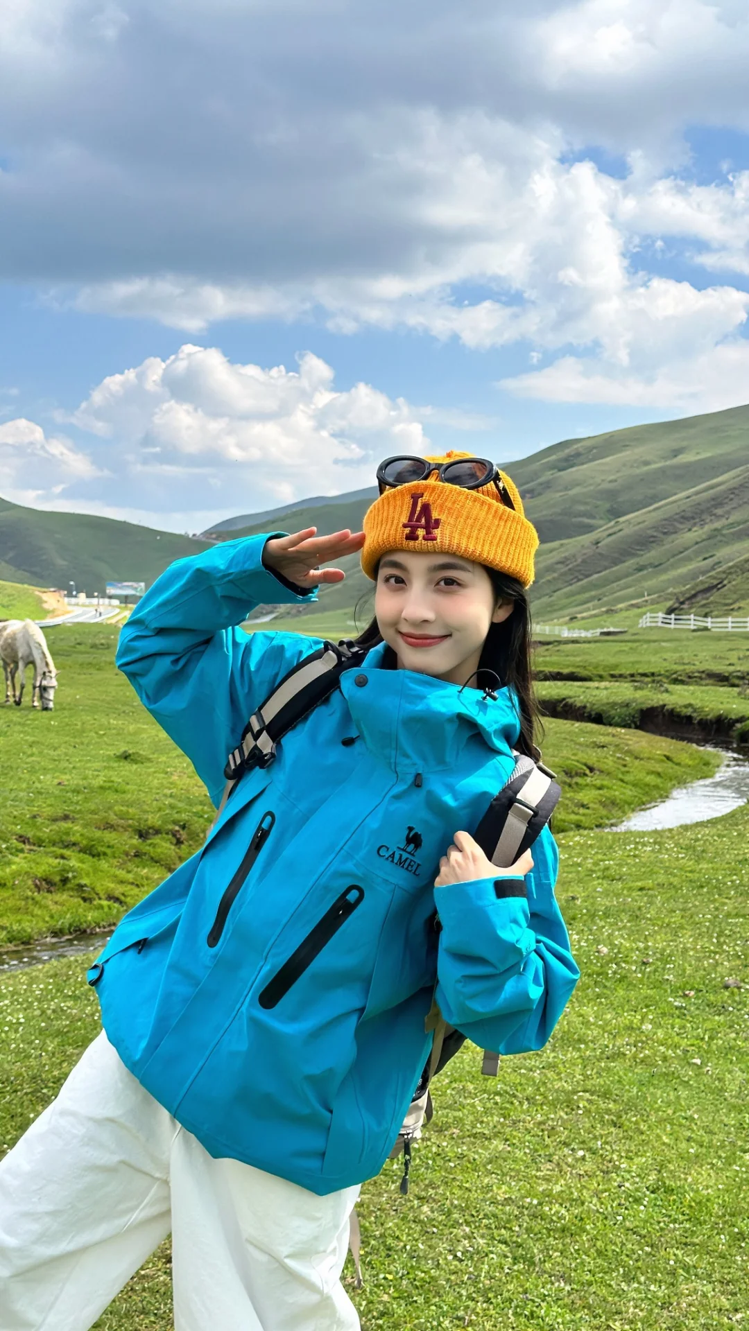 ⛰️ 存一些徒步爬山的拍照姿势