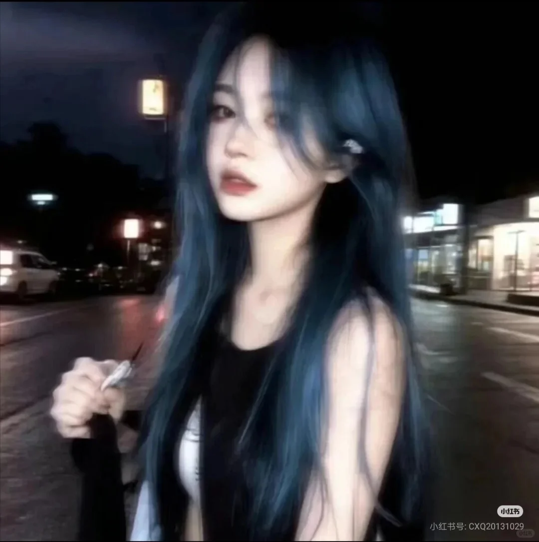 真人女头，拿图吱一声