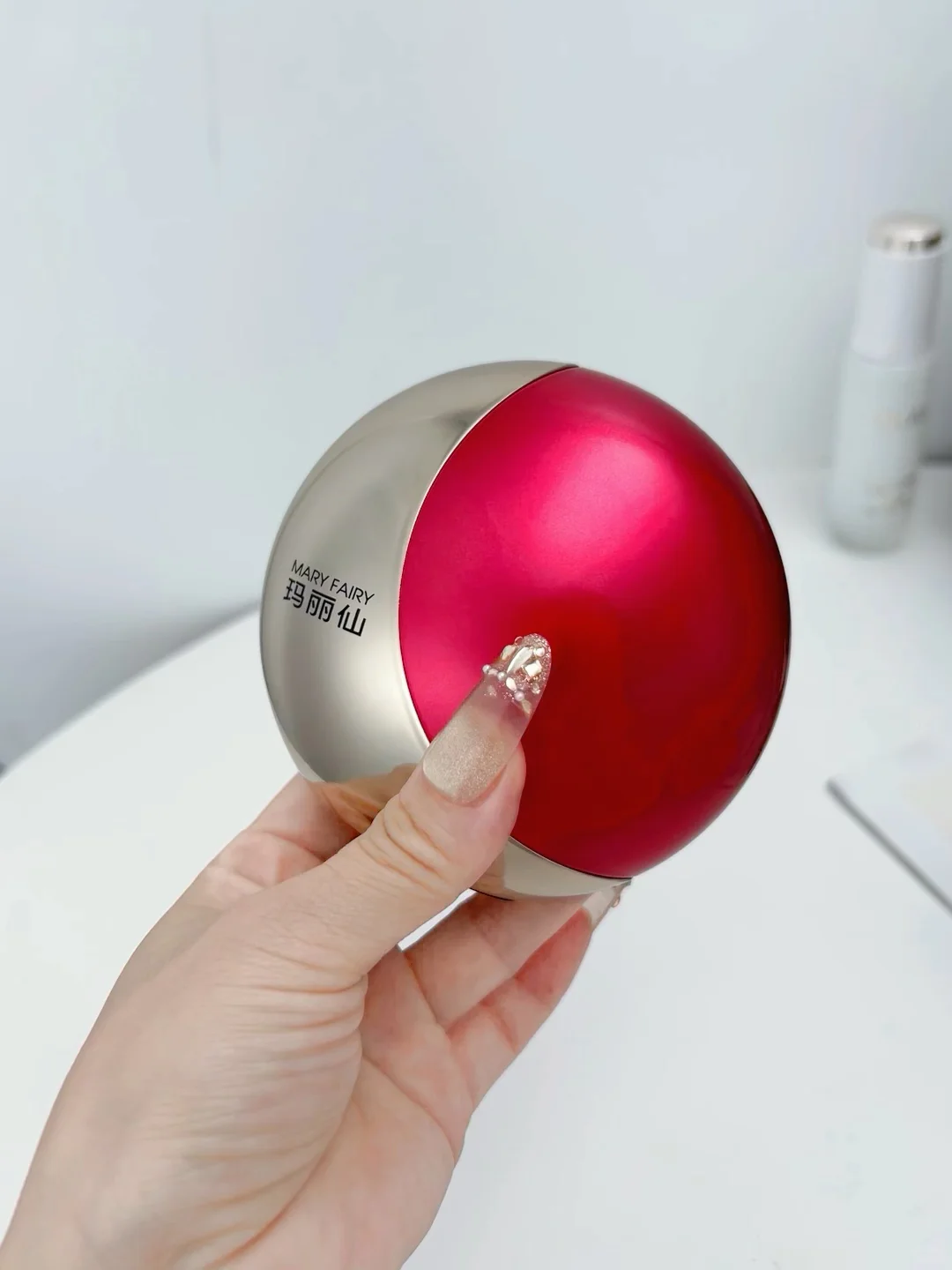 这俩美容仪怎么选？金茉or玛丽仙