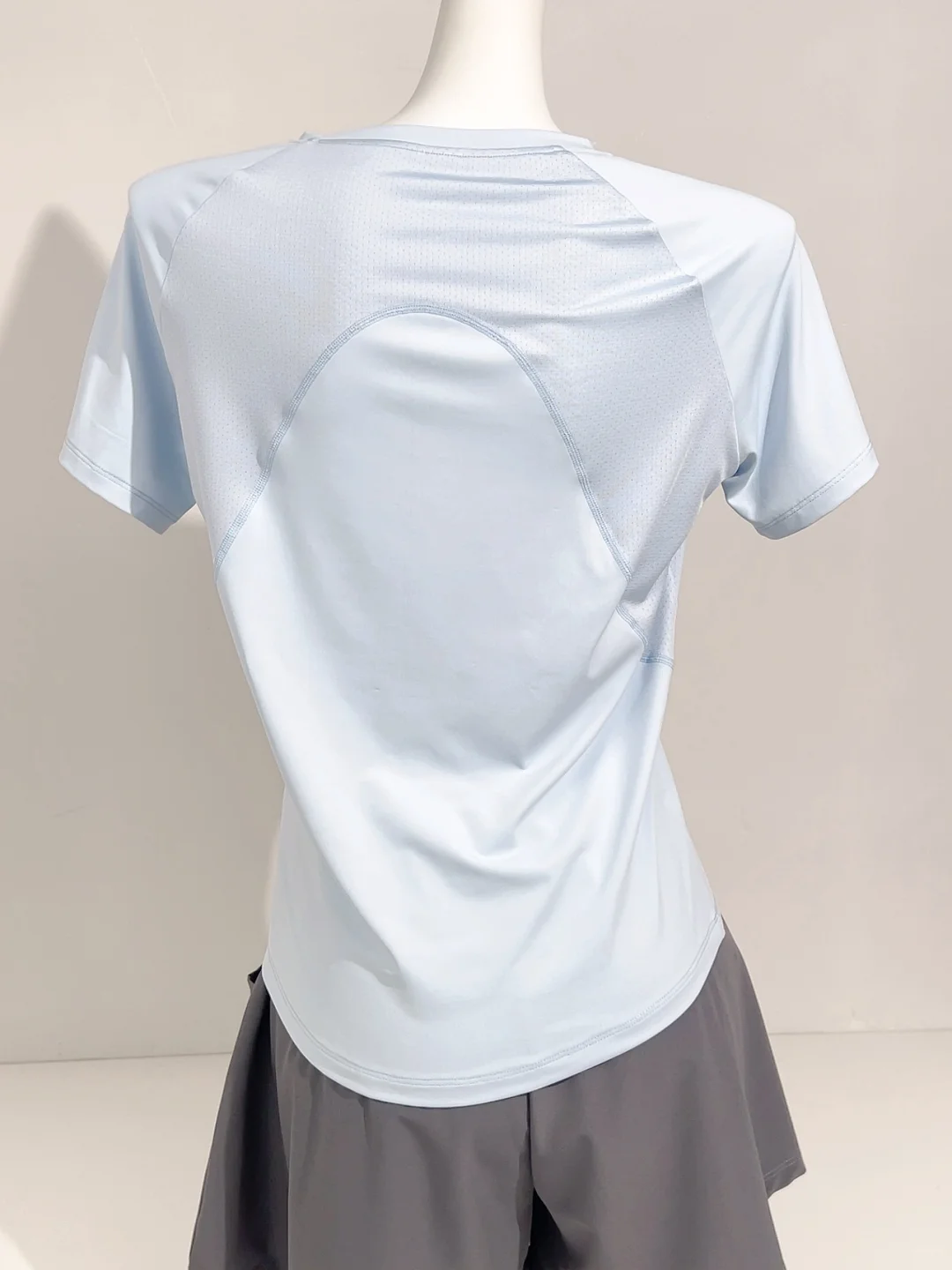 35💰瑜伽短袖｜显瘦小v领夏天还没结束🔚