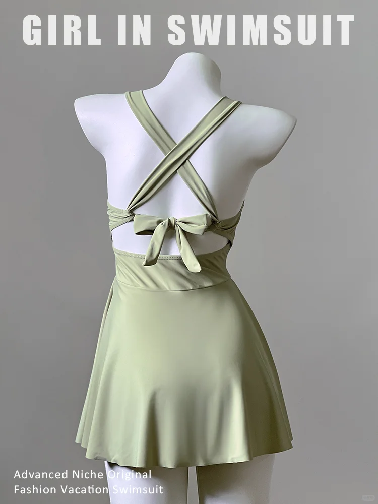 🌿度假季来袭！高级感抹茶绿泳衣，好出片
