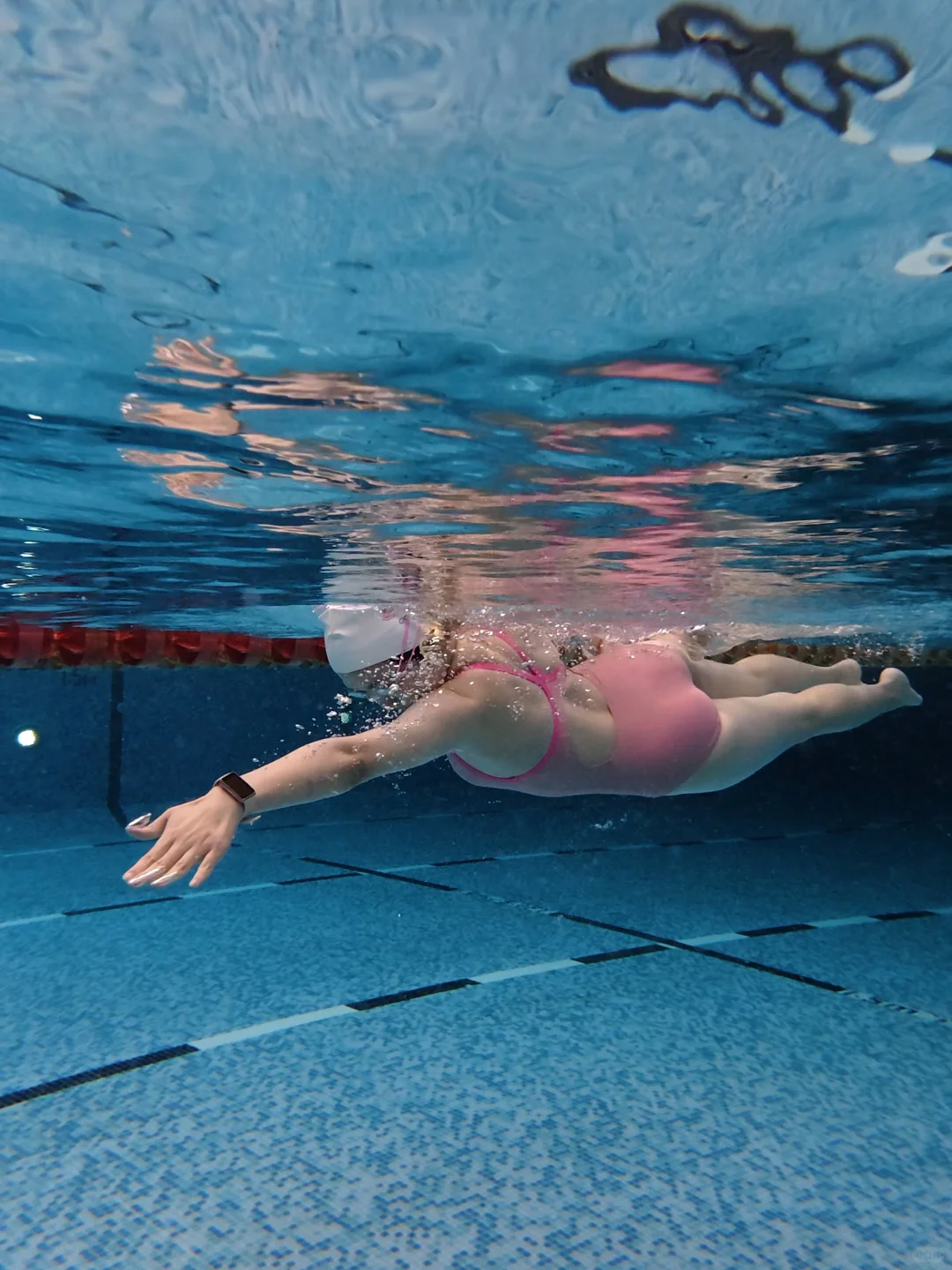 秋冬大家喜欢穿什么颜色的泳衣？