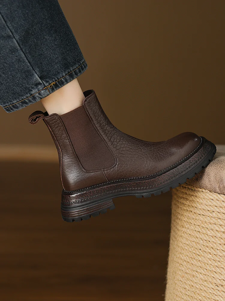 👢复古风切尔西靴，显高又百搭！