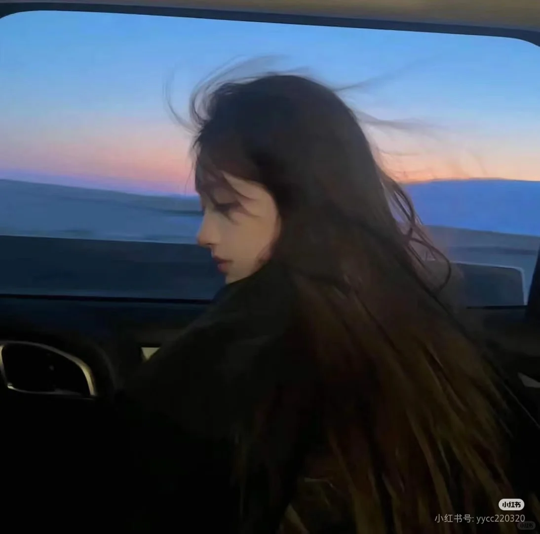 真人女头，拿图吱一声