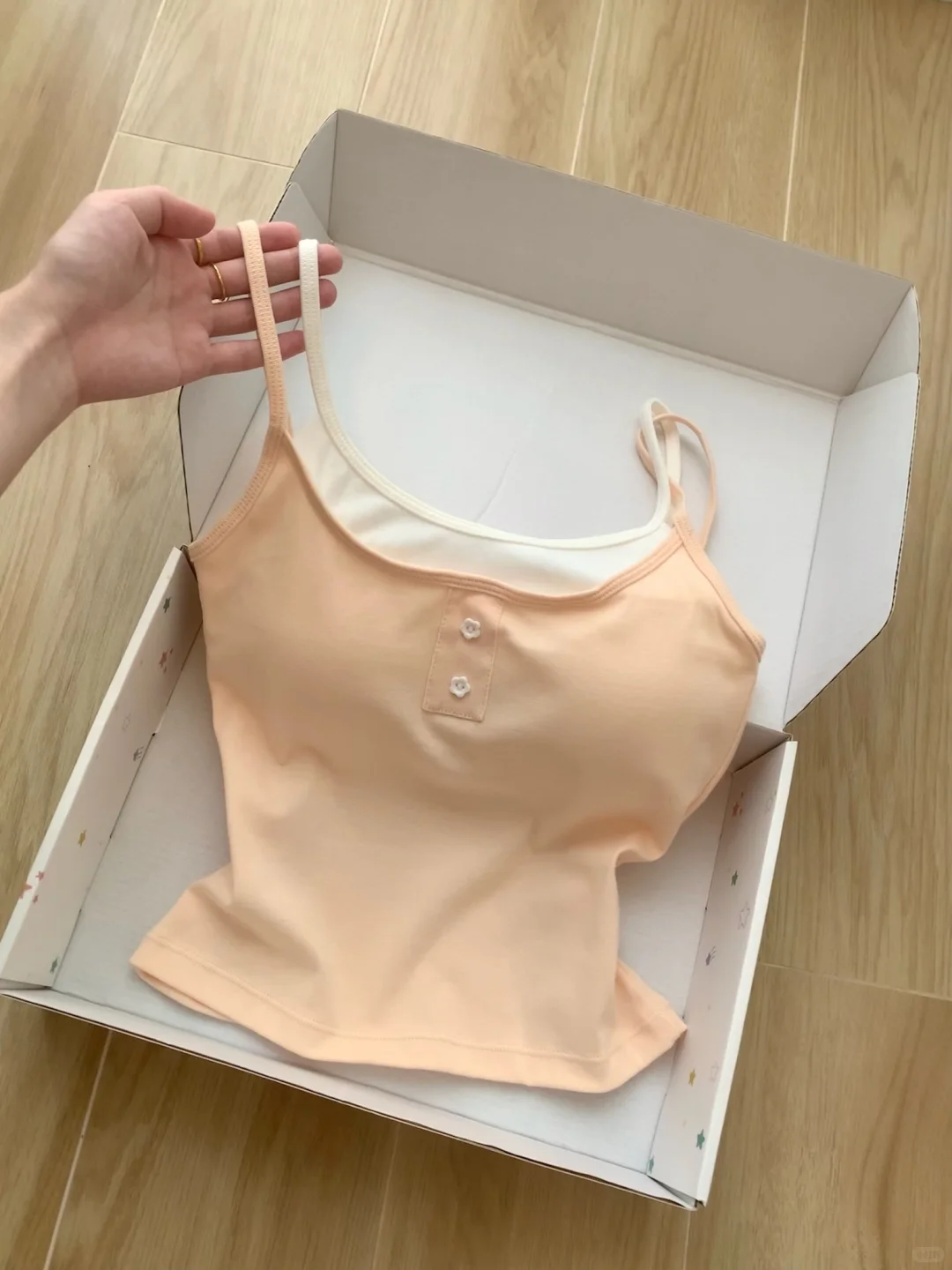 秋季上新实拍～老婆们要上这个款吗！纠结😐