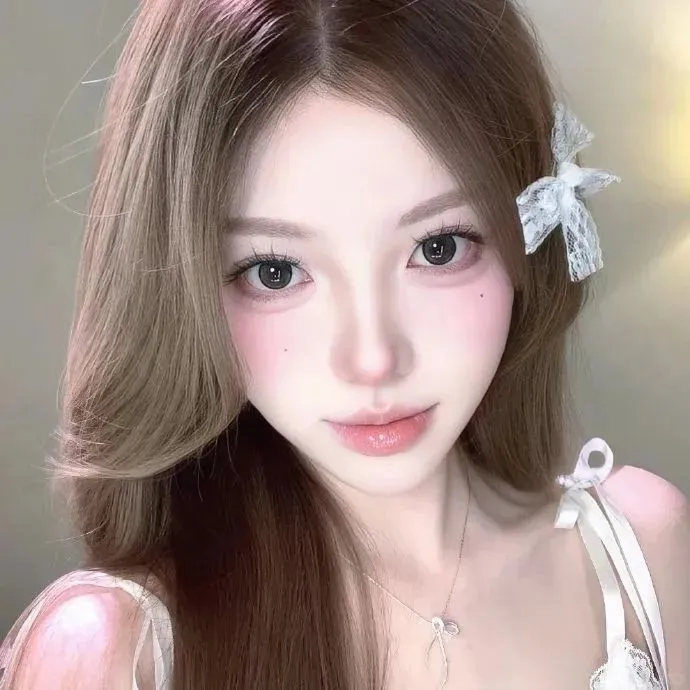 Share|高级感女生头像