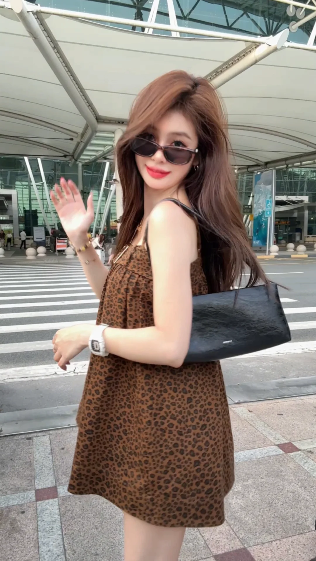 泪水打湿了我的豹纹裙｜争取一定卖百万💅🏾