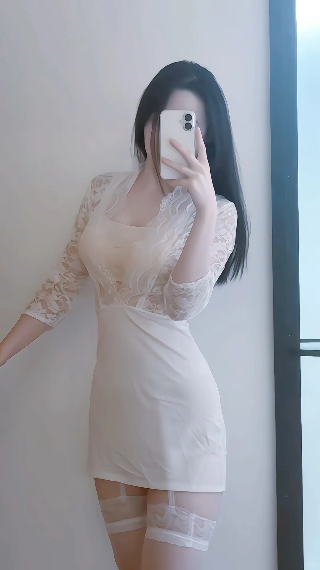 蕾丝一穿瞬间小妈感……