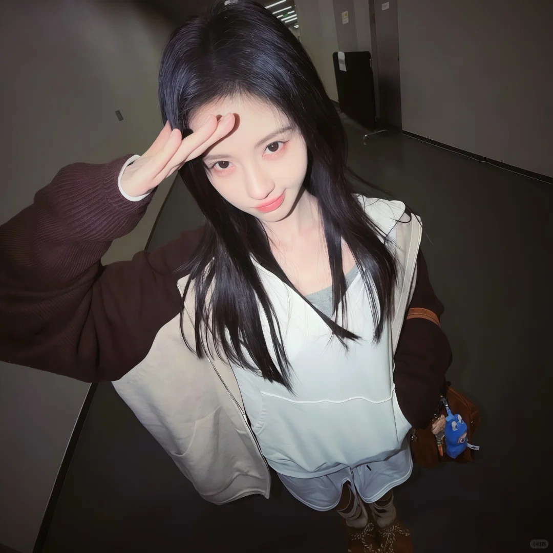 鞠婧祎头像更新