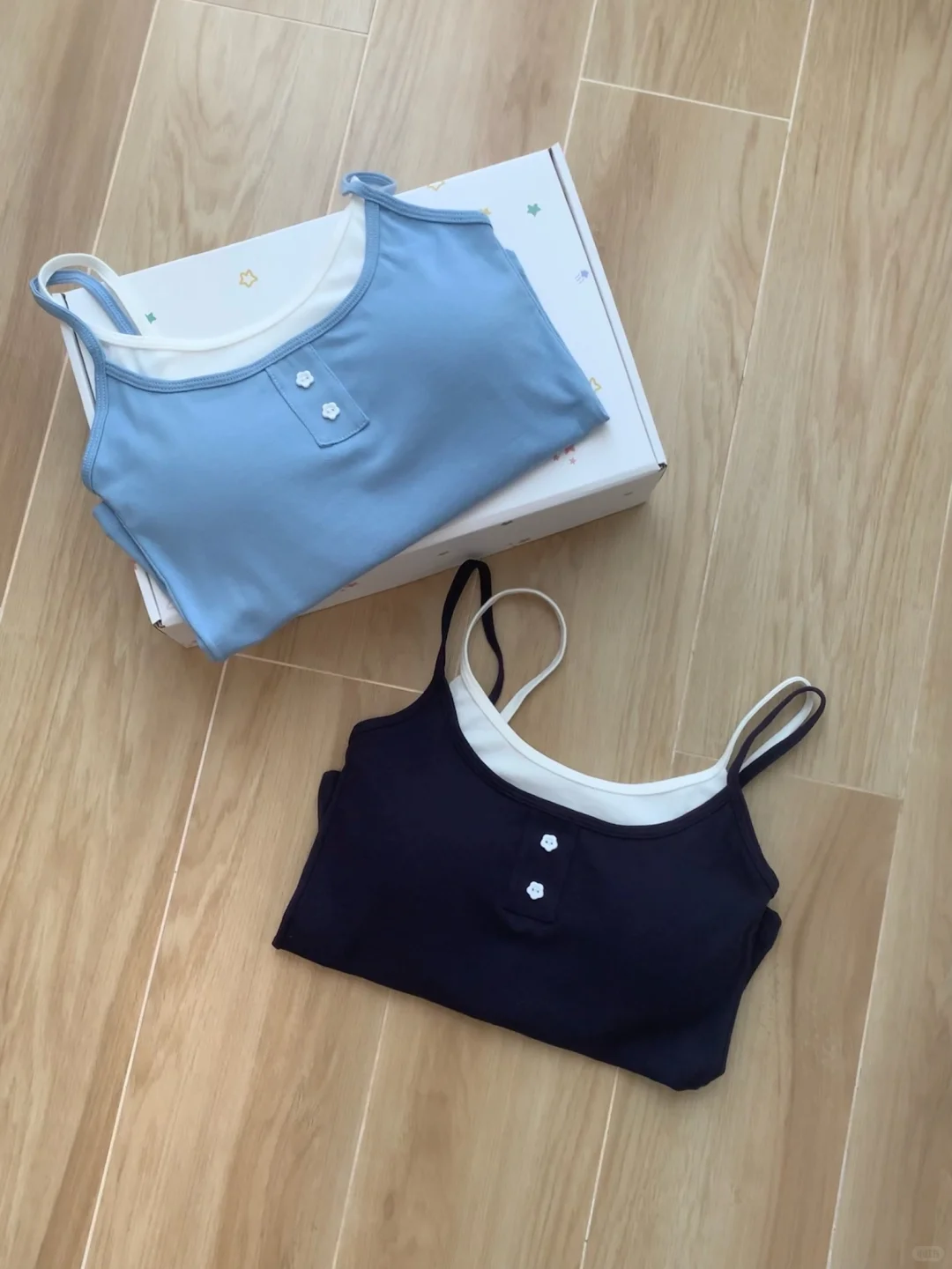 秋季上新实拍～老婆们要上这个款吗！纠结😐