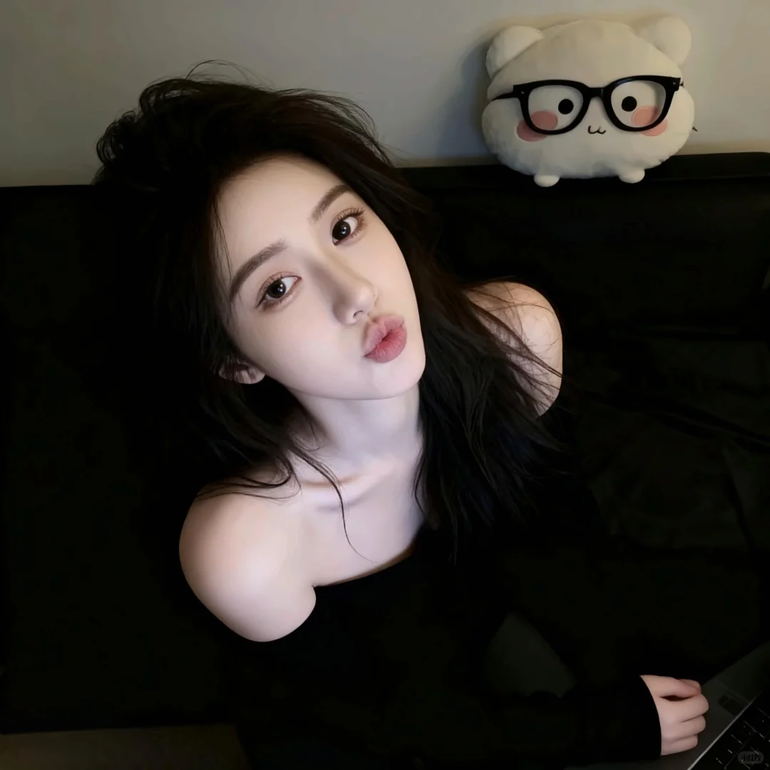 𝙒𝙚𝘾𝙝𝙖𝙩｜韩系 ins 女头