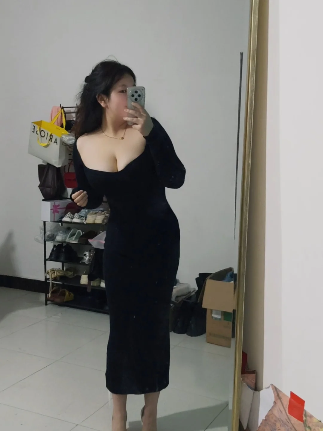 被这条裙子狠狠的爱住了～