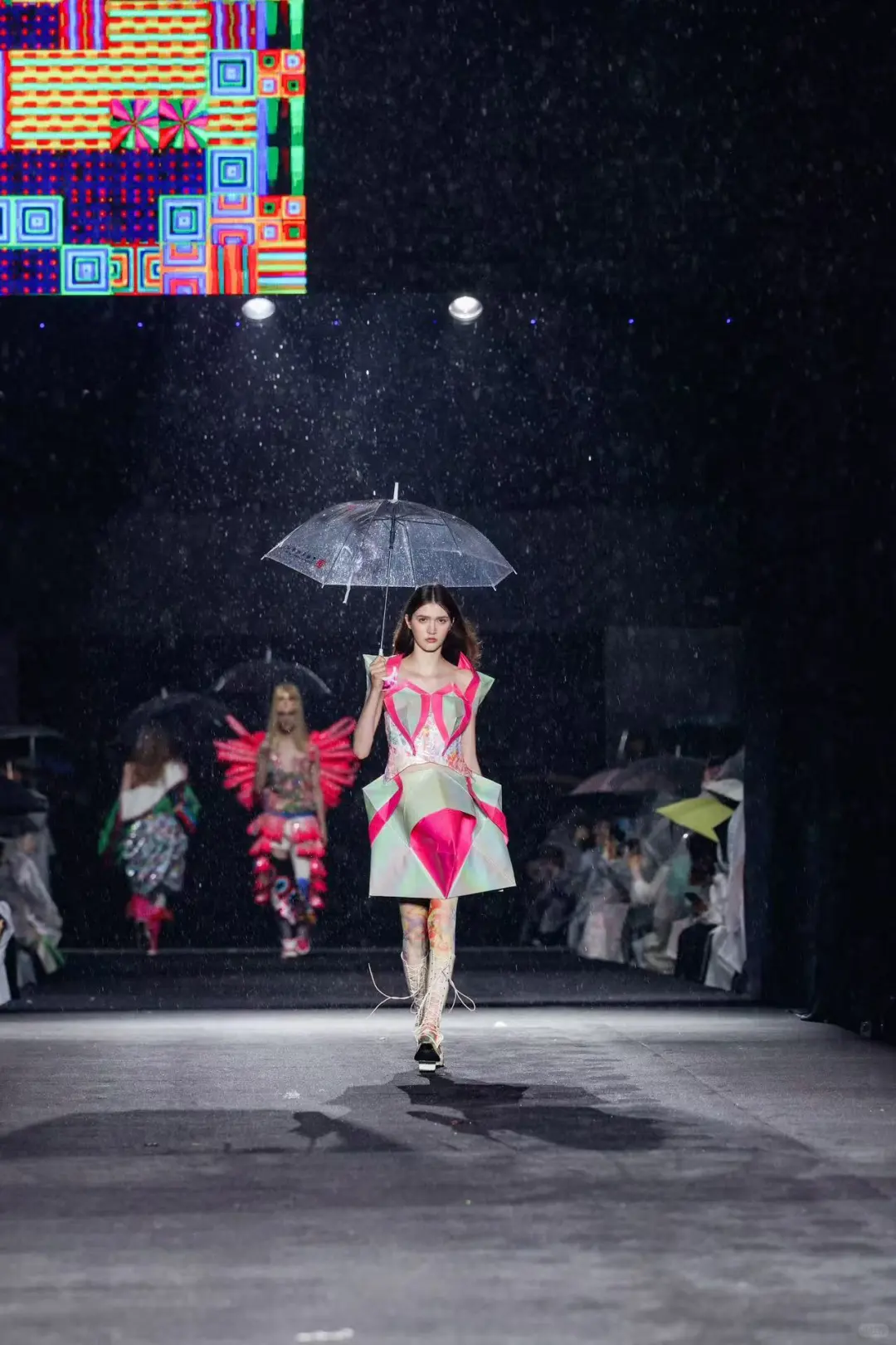 效果图vs成衣图 折纸的艺术