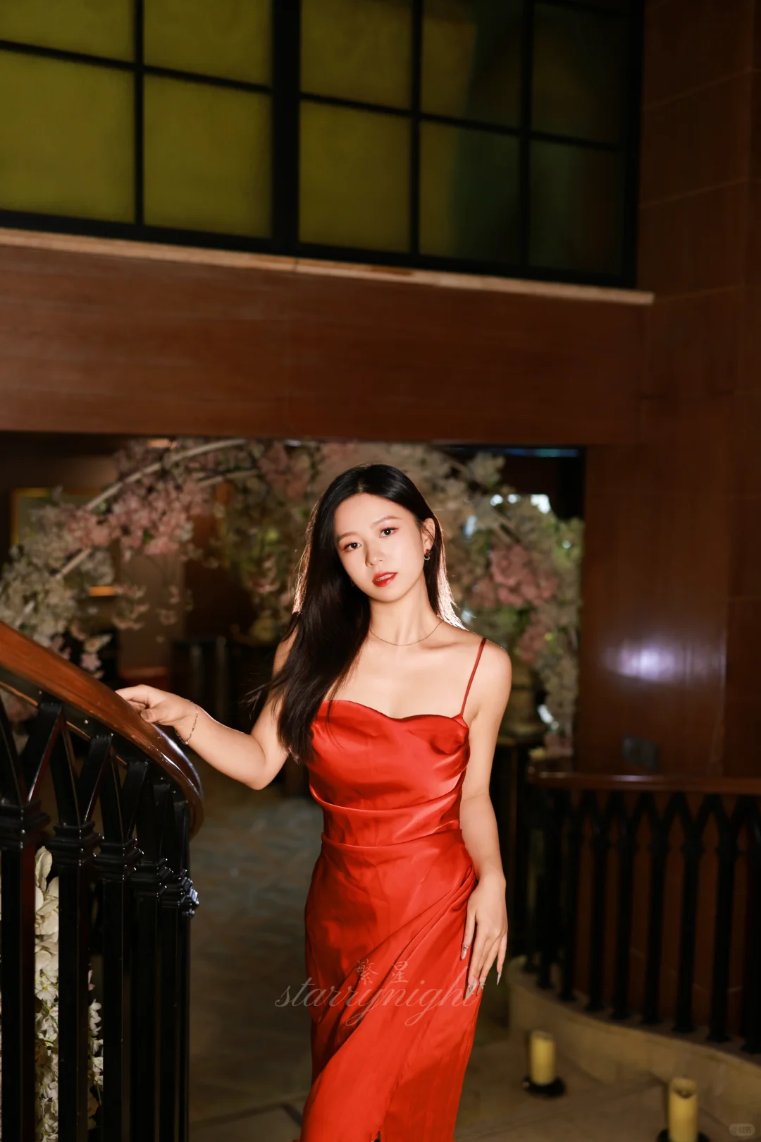 就像一朵盛开的红色玫瑰🌹