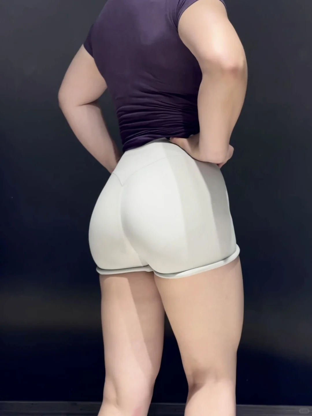 无痕🩲内裤就该跟着健身女买！