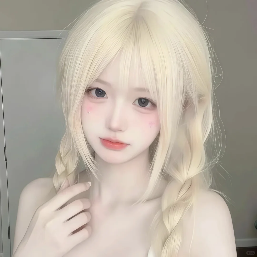 女头丨信仰浪漫与爱，只对温柔忠诚