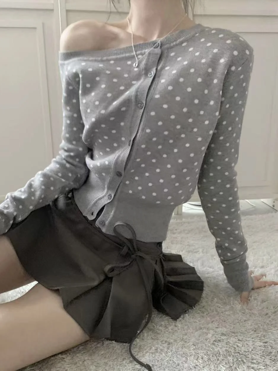 🇰🇷韩女同款露肩波点针织ෆ⃛轻松get甜美感