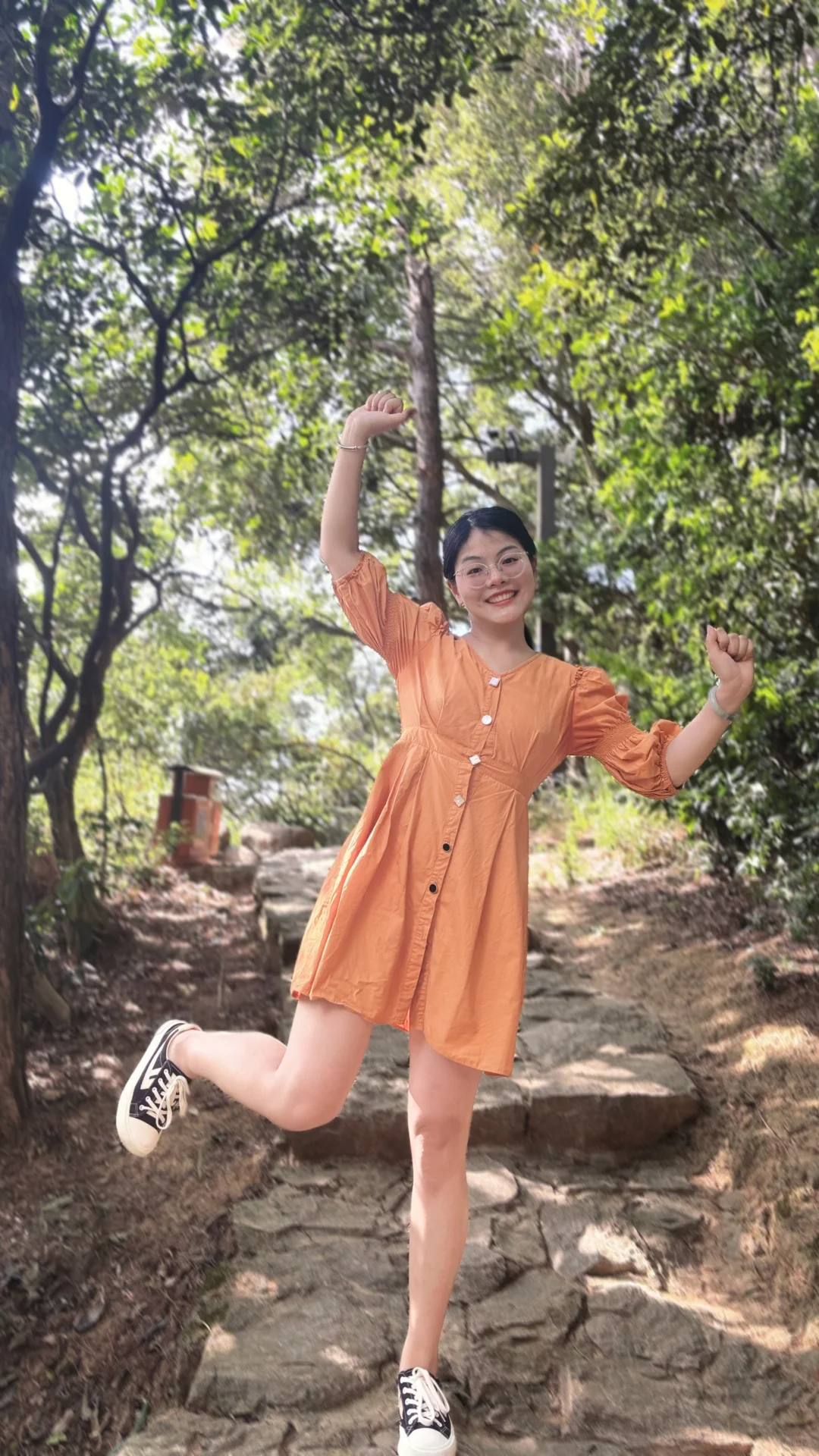 存一些快乐的拍照姿势📷