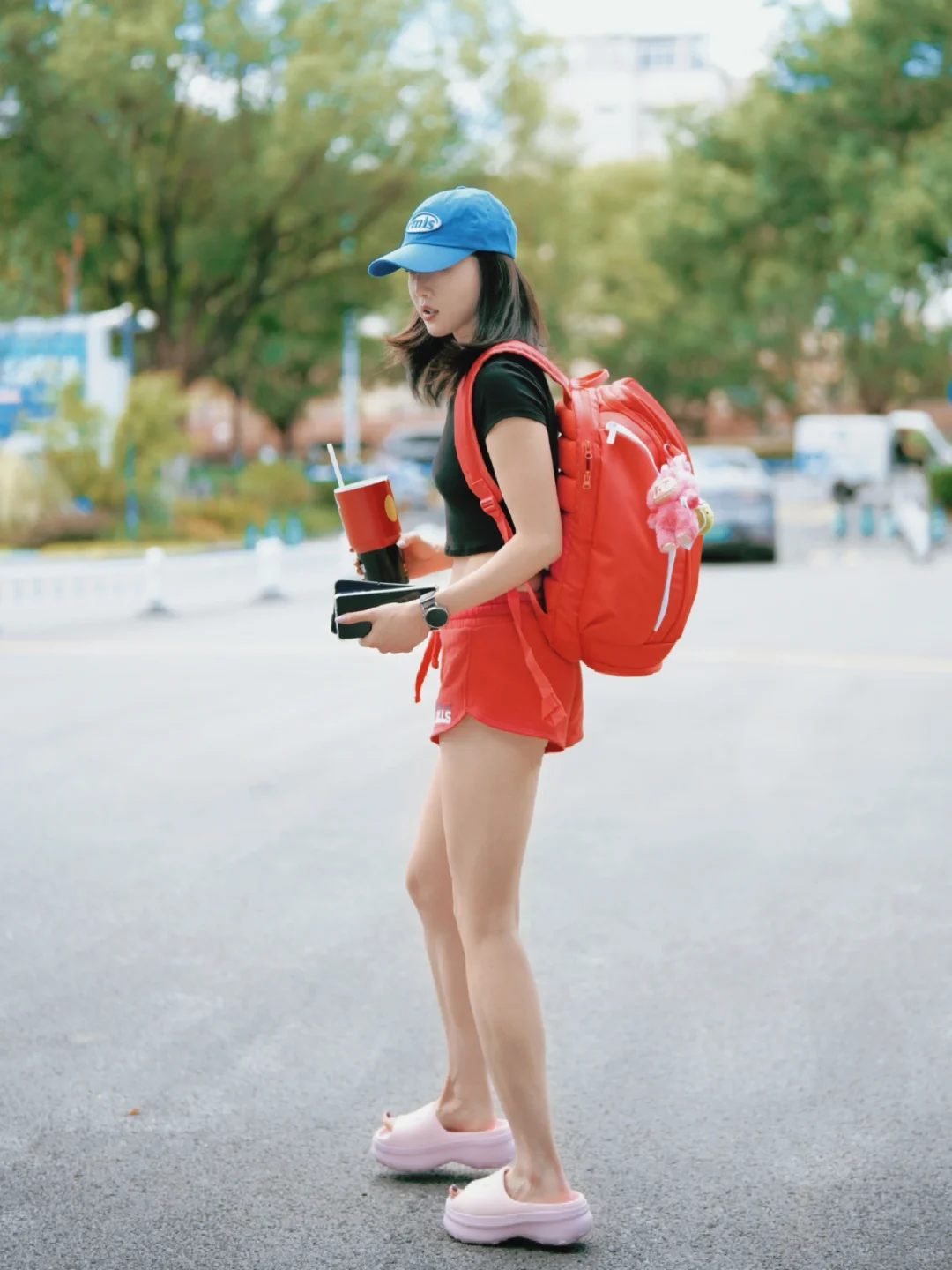 女人年轻的秘诀就是少拧巴多运动