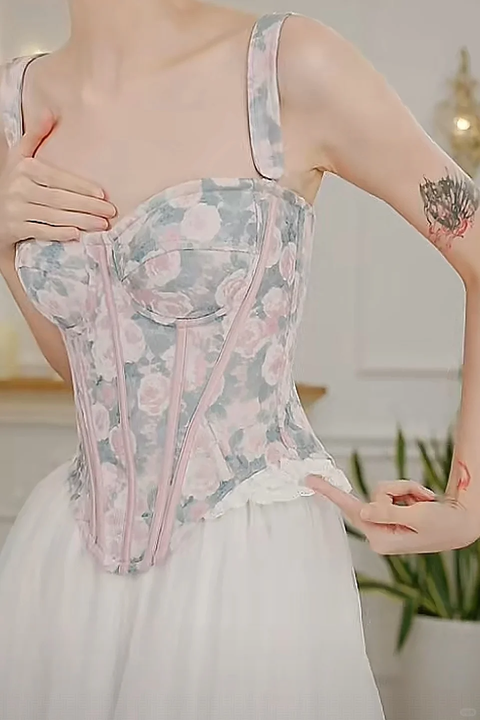 lanyi家10.9晚间场第一款彩蛋爱丽丝