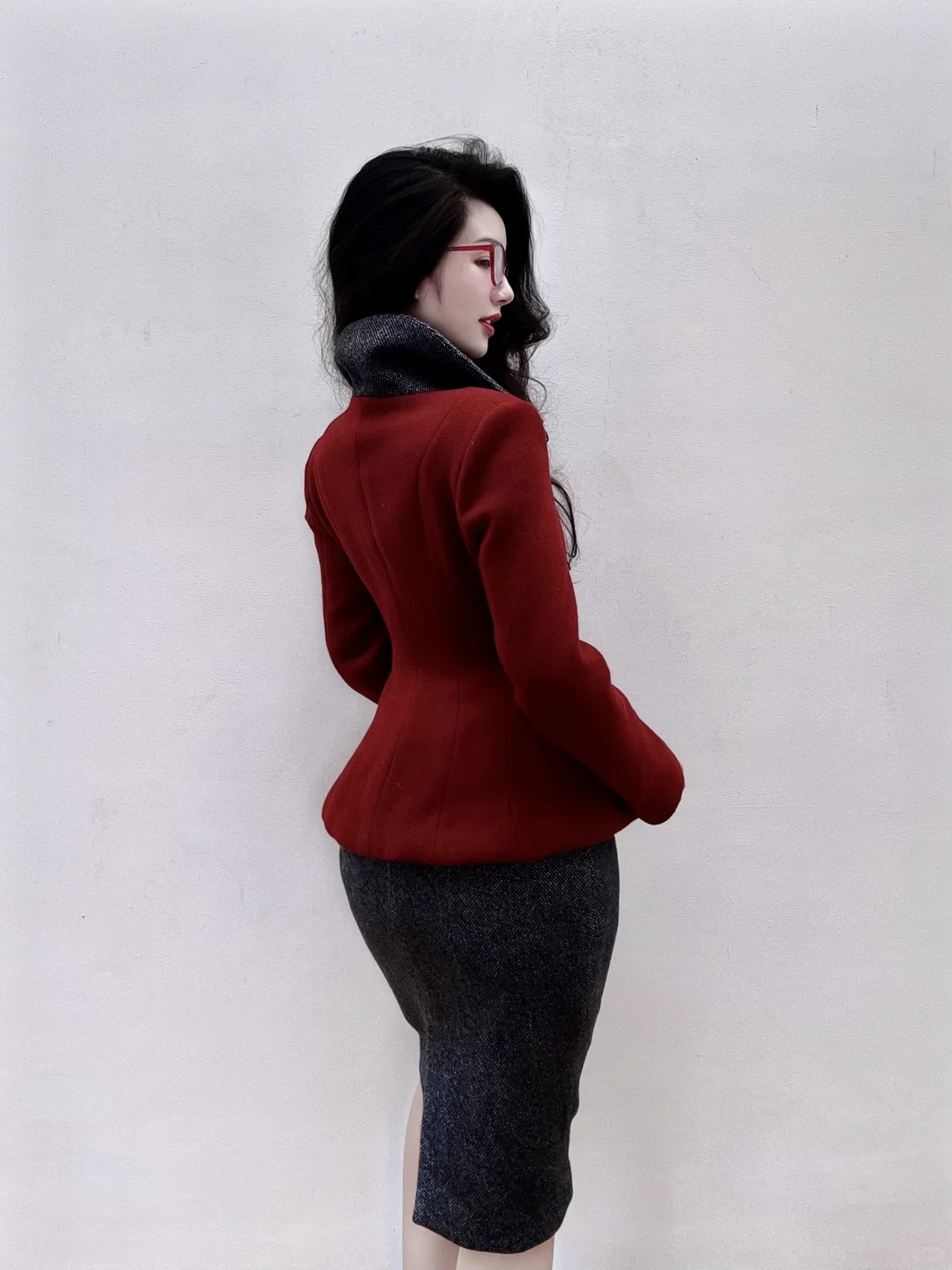 上身1秒掐腰复古套装！！！