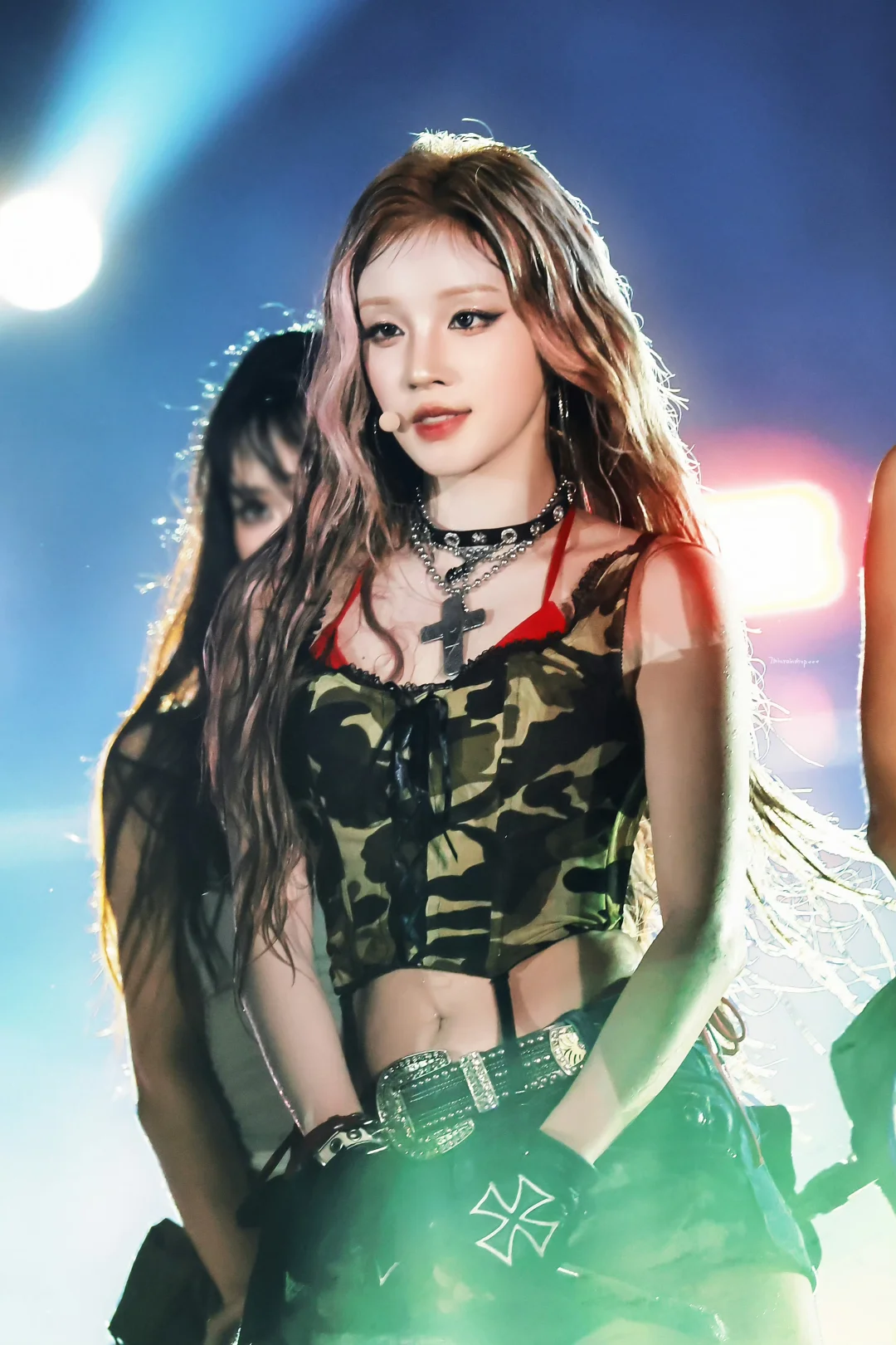 宋雨琦你也太会钓了吧！！！水弹舞台辣成这样