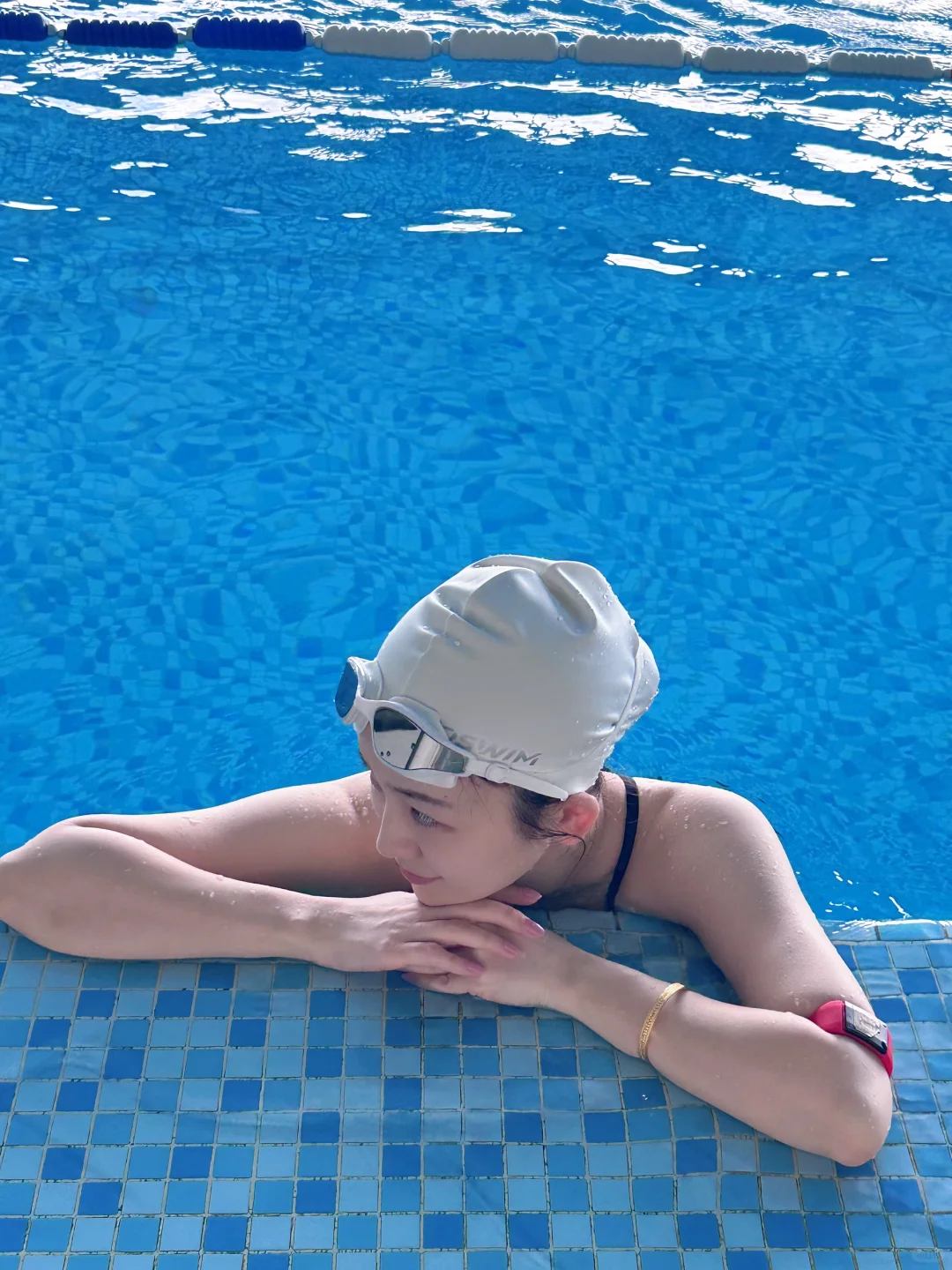 有人游一圈饿了，有人游一圈饱了