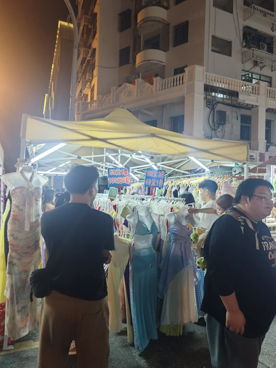 三亚首选买泳衣，沙滩裙的地方