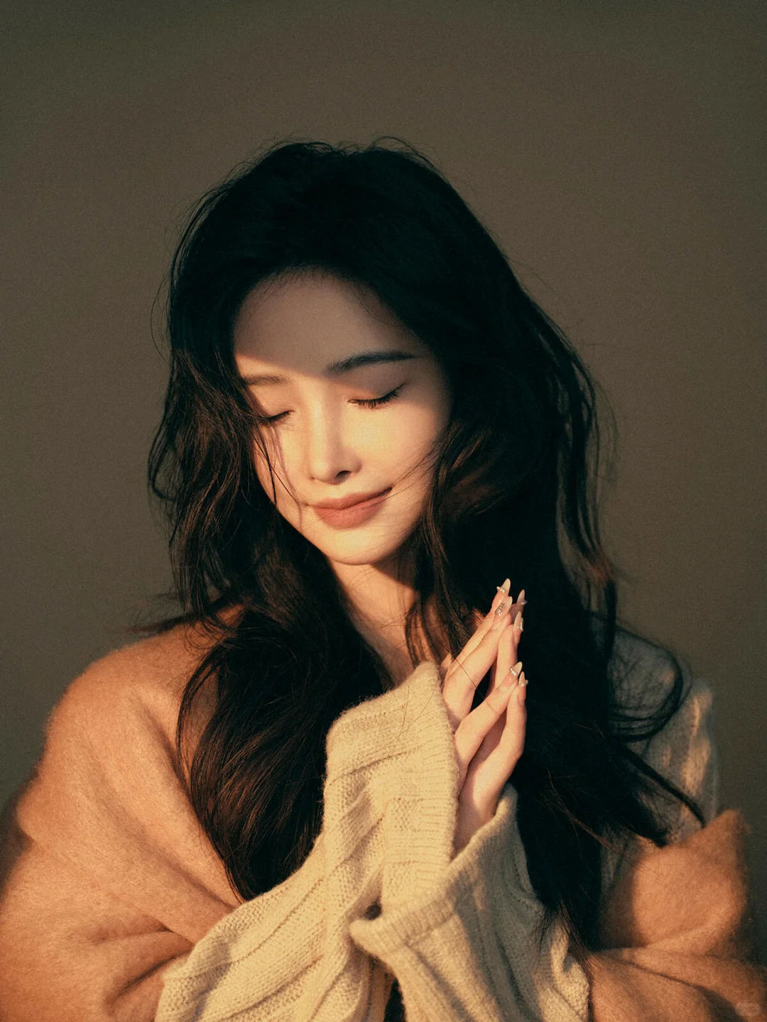 氛围感美女图片