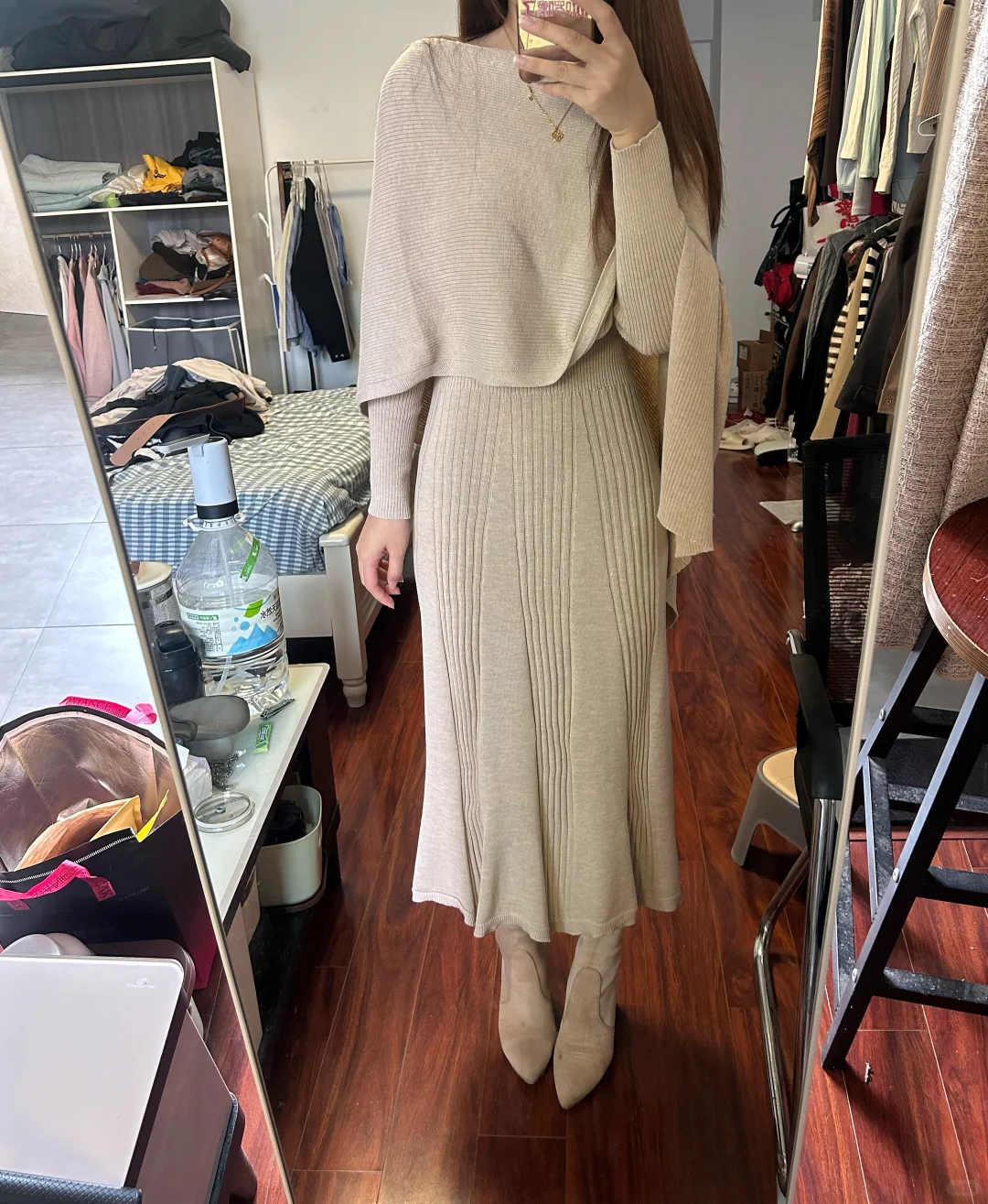 包臀裙别太显身材了