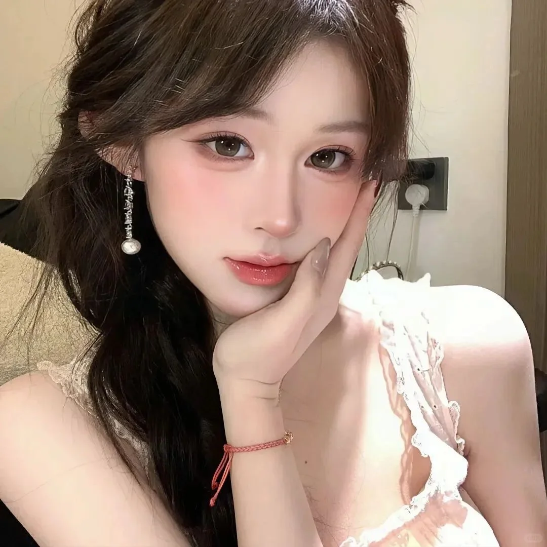 𝙒𝙚𝘾𝙝𝙖𝙩｜氧气感女头