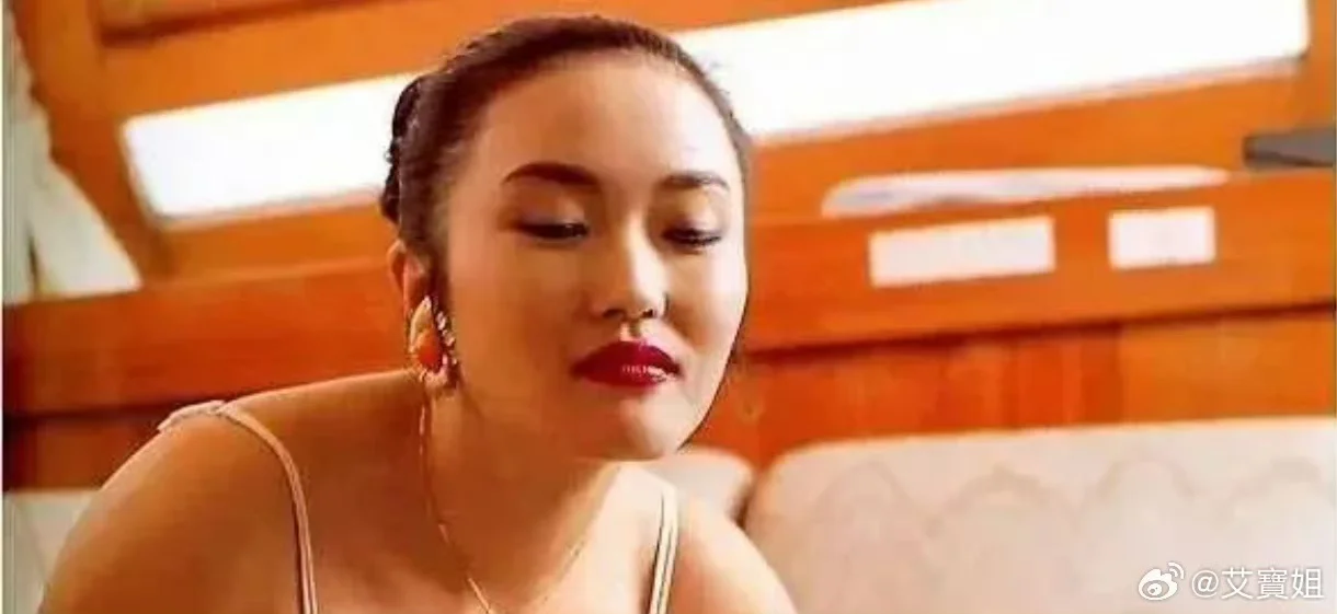 香港影坛惊鸿一瞥的“冷门”美女秦虹