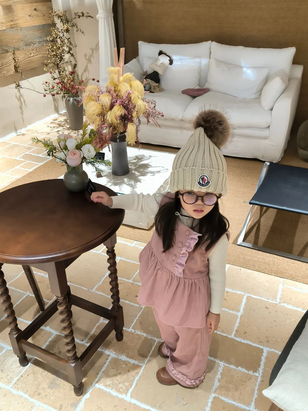 女鹅秋冬靠这套莓粉色“杀出重围”！