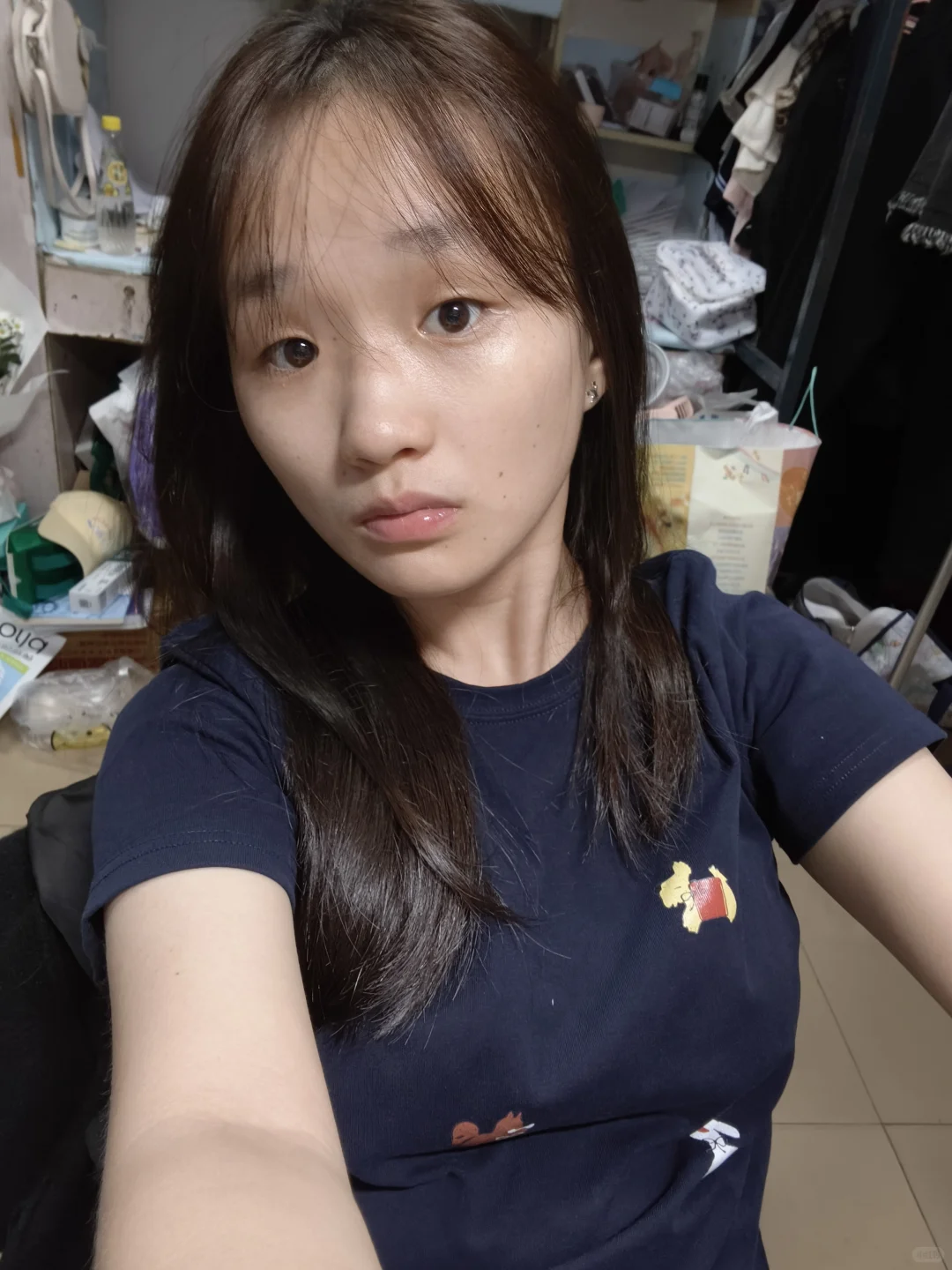 纯素颜～干净的皮肤就是很爱好吧~_~