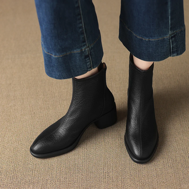 🍂复古棕靴子太香了！显瘦又高级💖