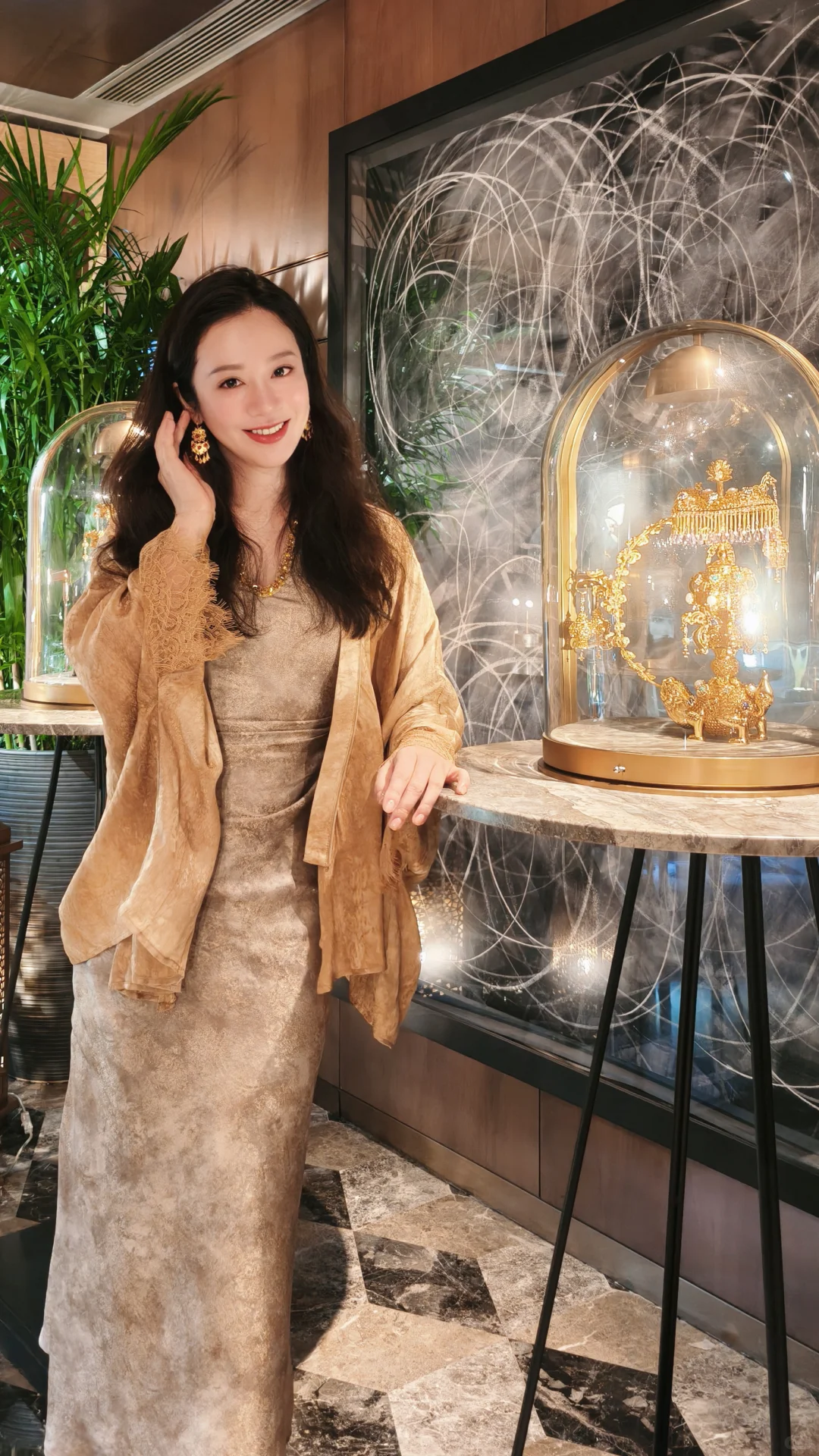 K11黑卡会见证，爱己如珠宝