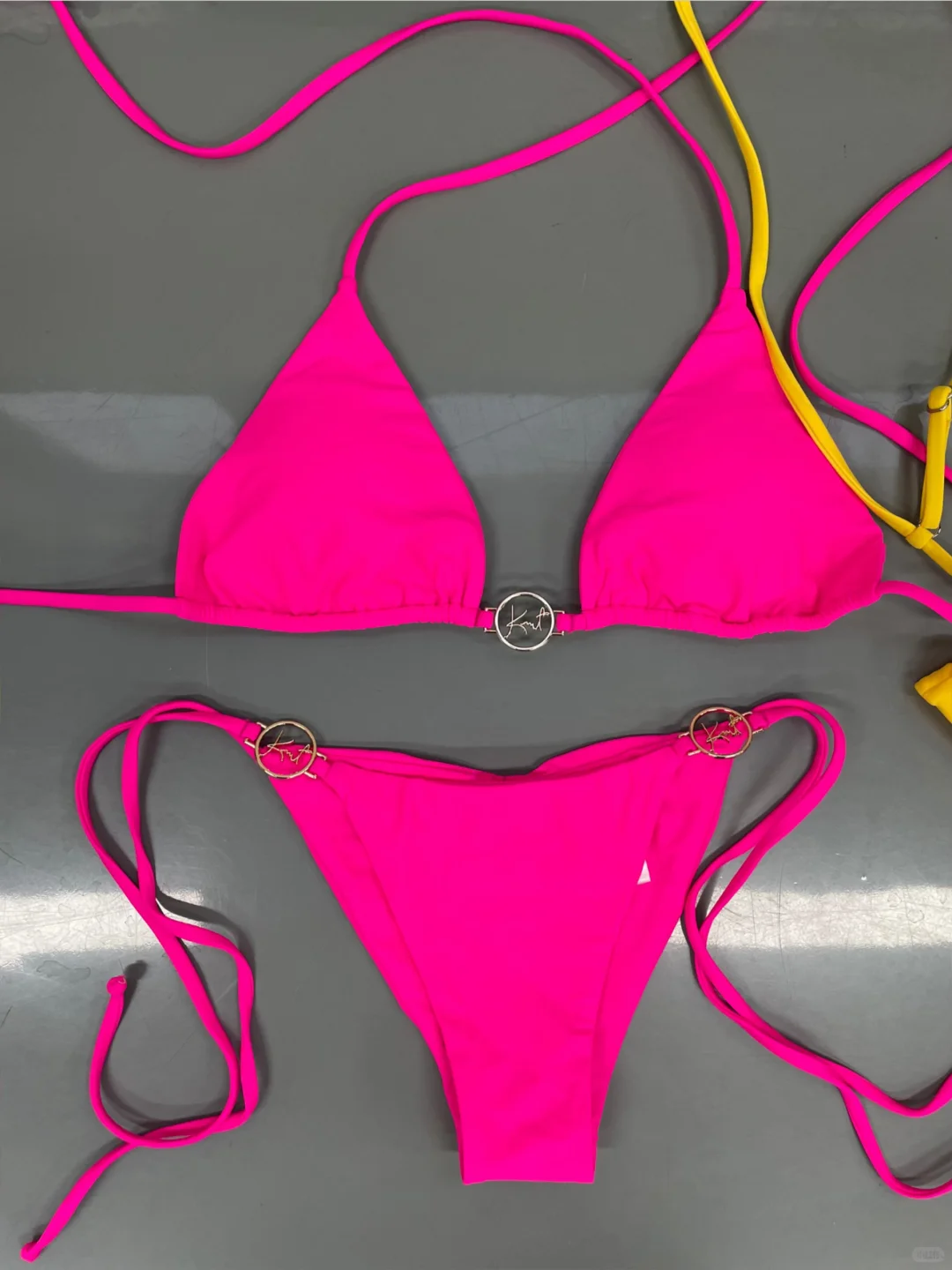 外贸尾货‼️柠檬黄➕粉泳衣比基尼👙🍋